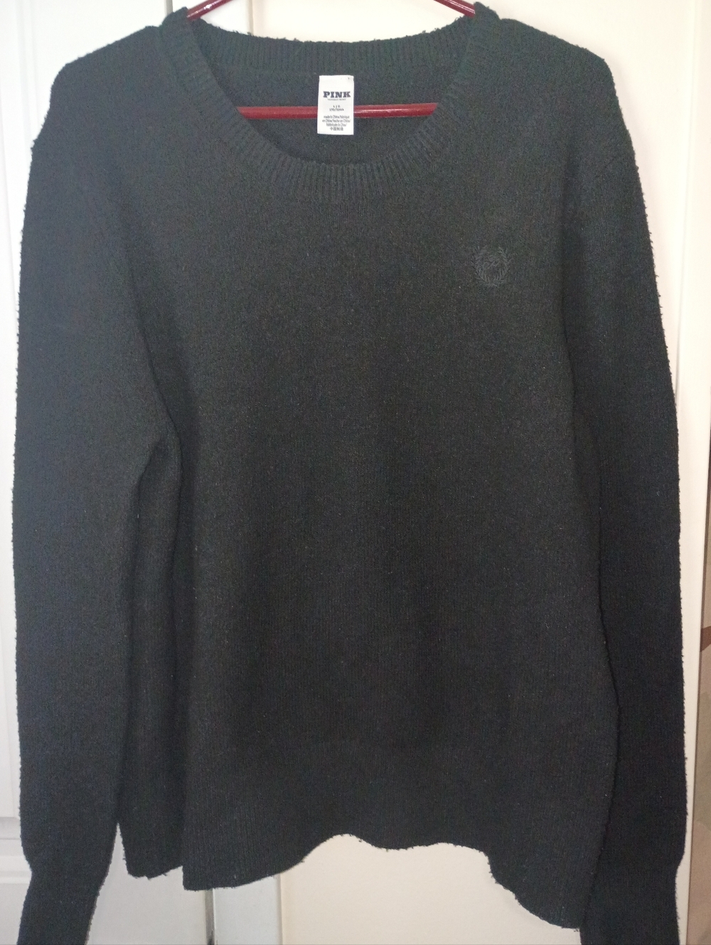 PINK Victoria's Secret Women's Black Crewneck Sweater